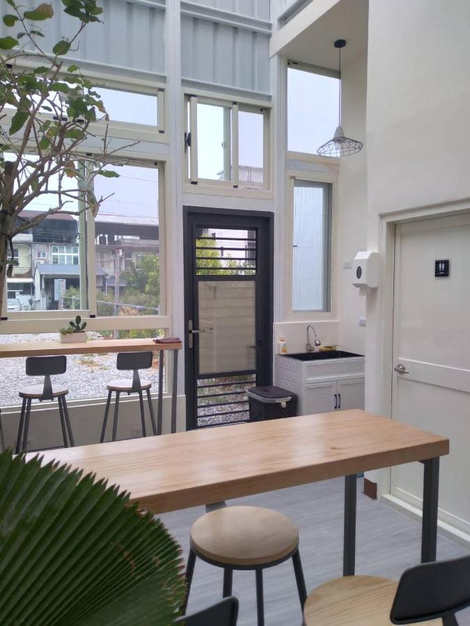 910 Hostel Yuli Luaran gambar