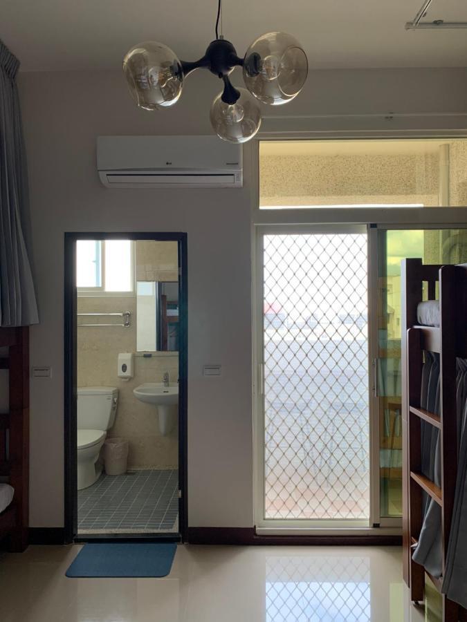 910 Hostel Yuli Luaran gambar